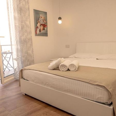 Sea House - Casa Vacanze Savone Extérieur photo